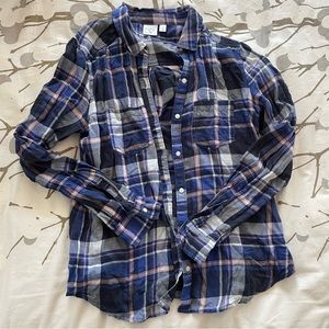 Blue/ pink / white plaid shirt